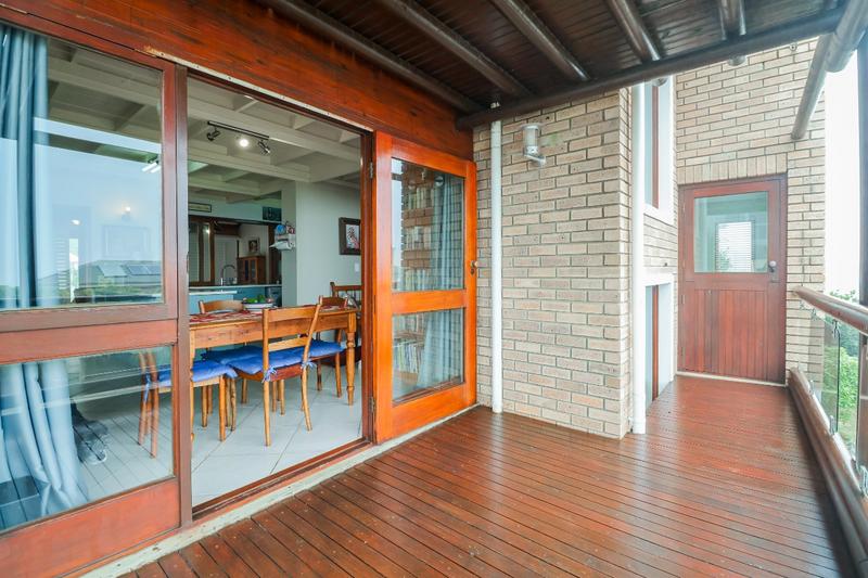 5 Bedroom Property for Sale in Outeniqua Strand Western Cape